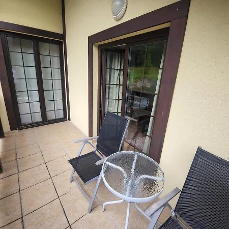 Olivia A Olympia Liptov *