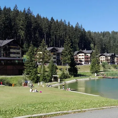 Olivia A Olympia Liptov *