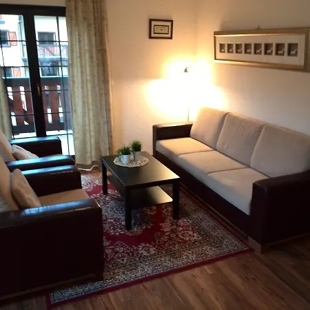 Olivia A Olympia Liptov روجومبيروك